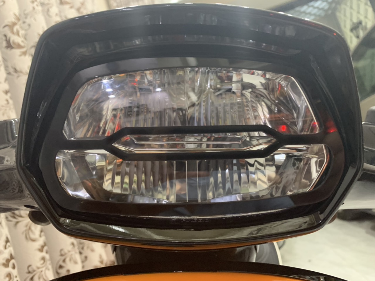 [HCM]Ốp đèn pha Led Vespa Sprint Led