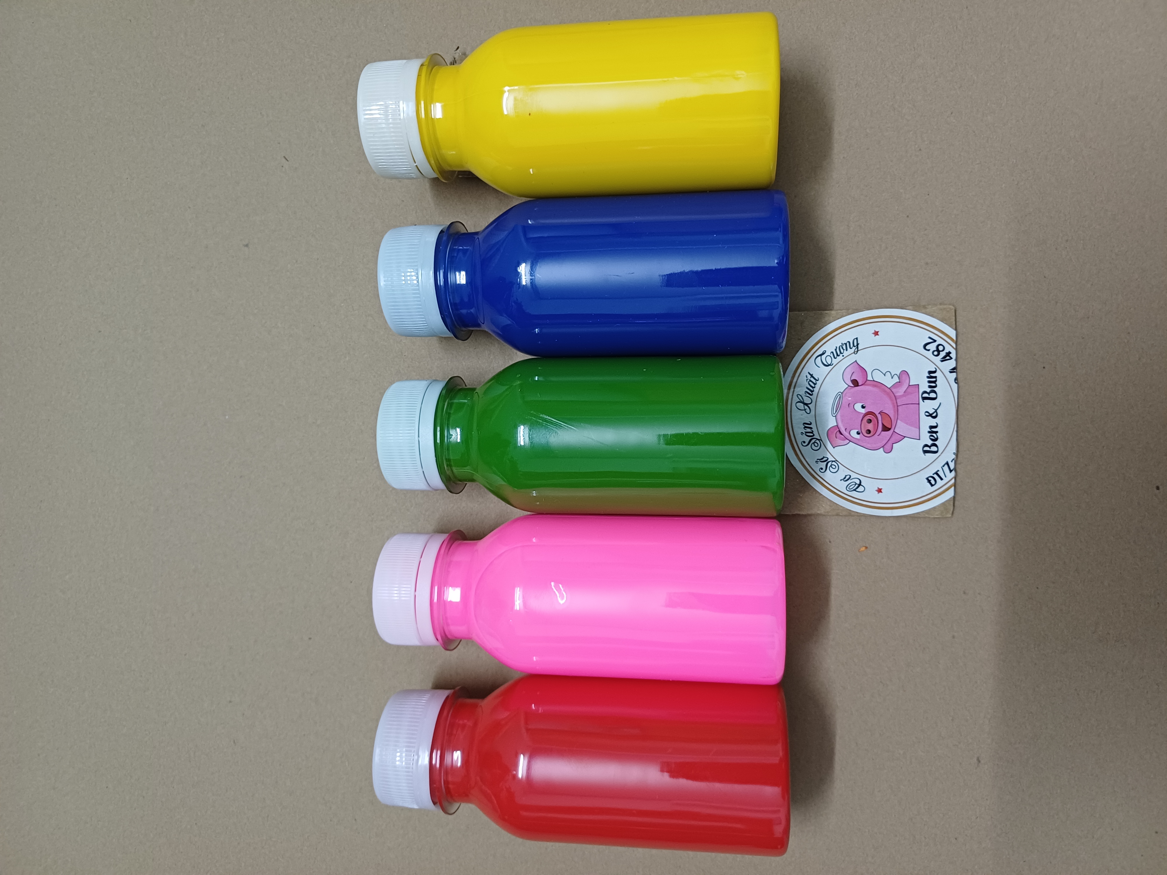 10 chai mỗi chai 100ml Màu nước tô tượng