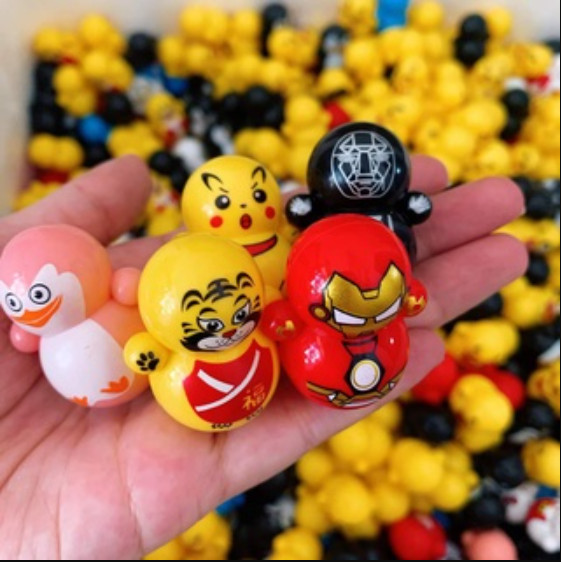 Combo 200 con lật đật mini cho bé