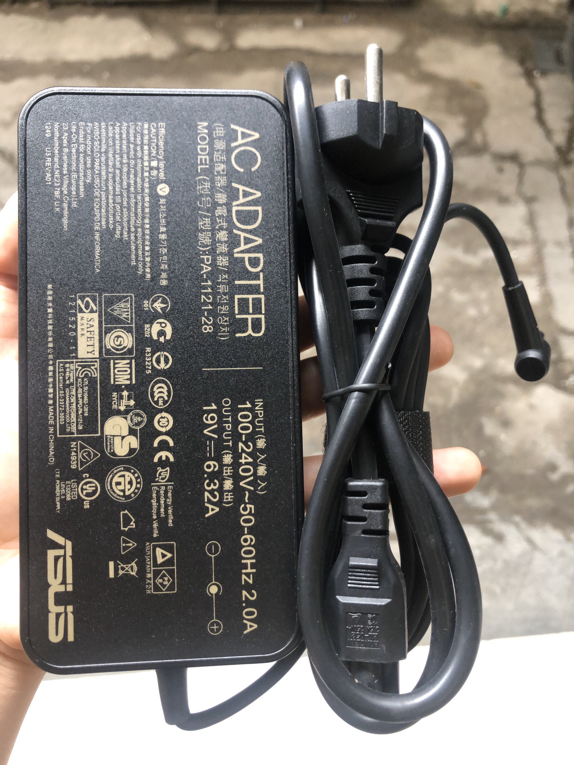 Sạc laptop Asus 19V 6.32A bản gốc