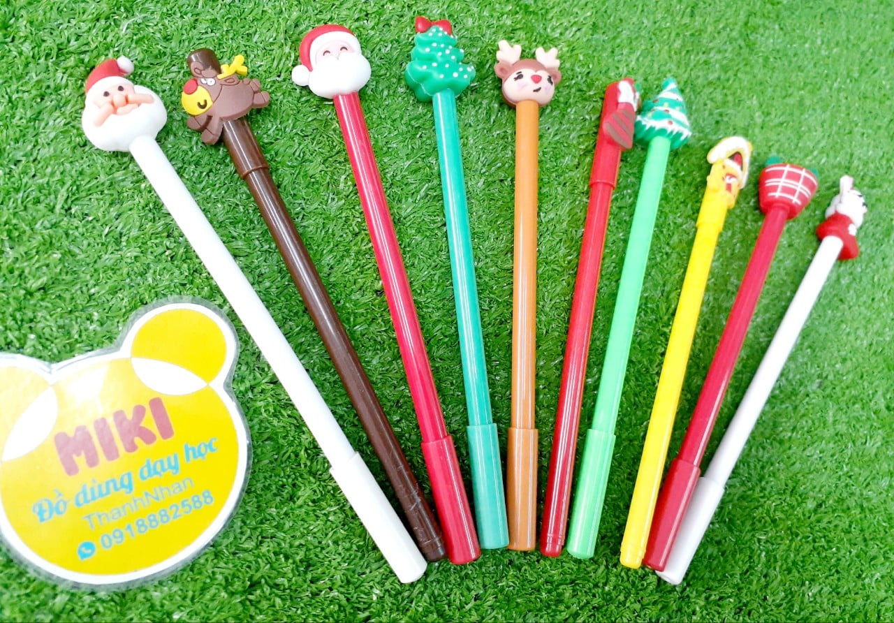 Bút kiểu mẫu NOEL mực đen (1set/10c mix mẫu)