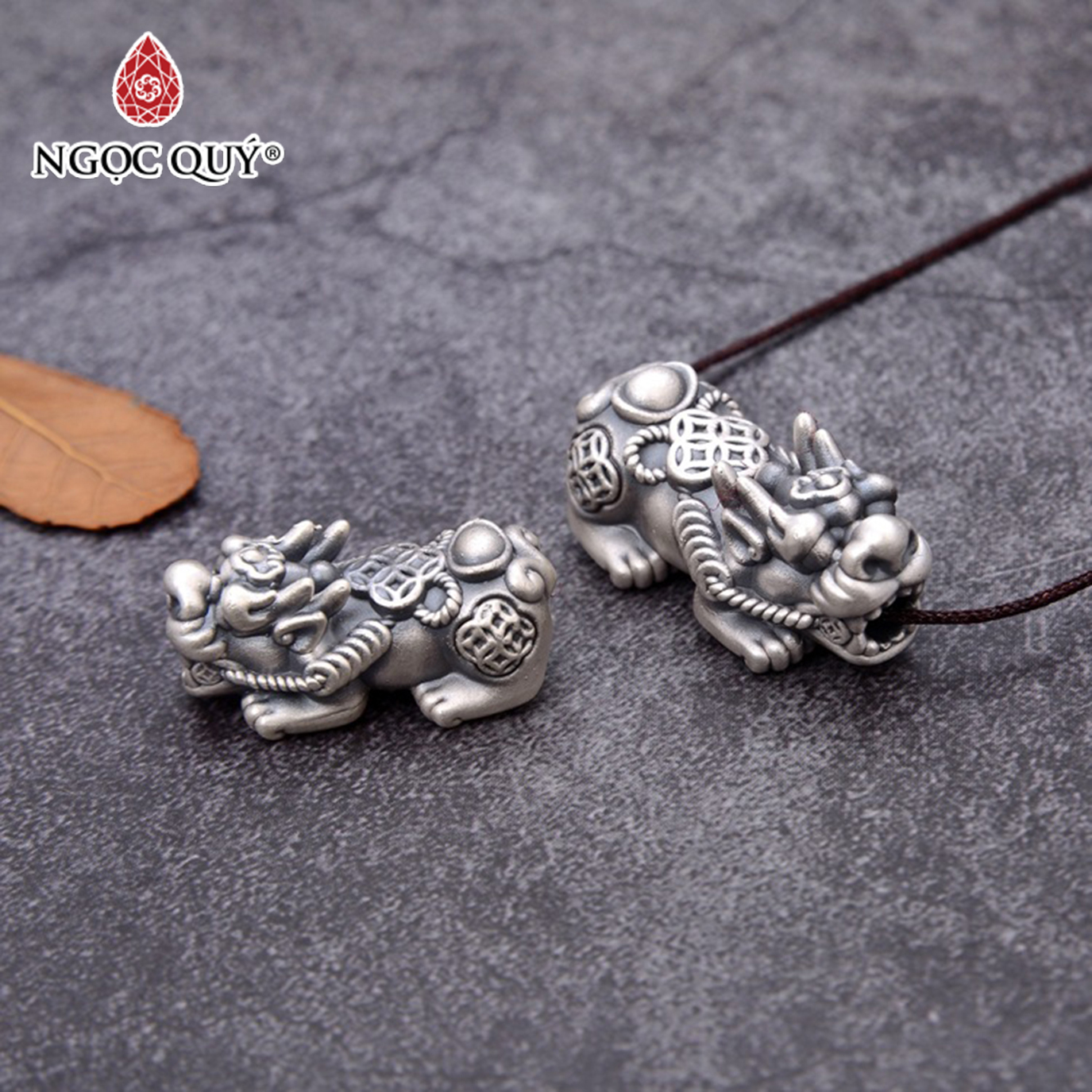 [HCM]Charm bạc tỳ hưu xỏ ngang - Ngọc Qúy Gemstones