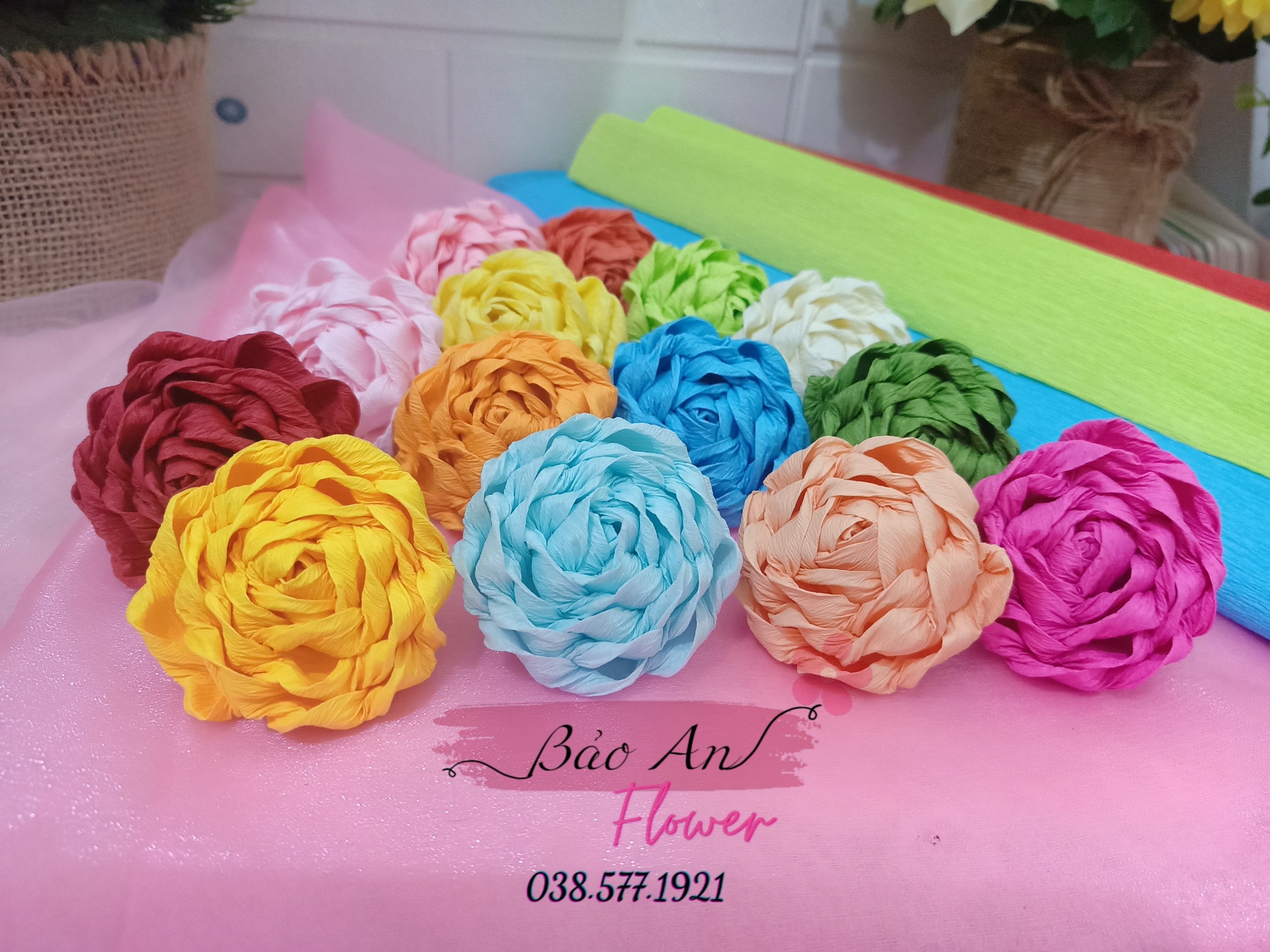 Đầu bông giấy nhún dạng xoắn, hoa handmade nhiều màu