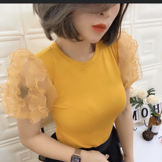 Áo thun zip tay phồng ren viền cổ tròn