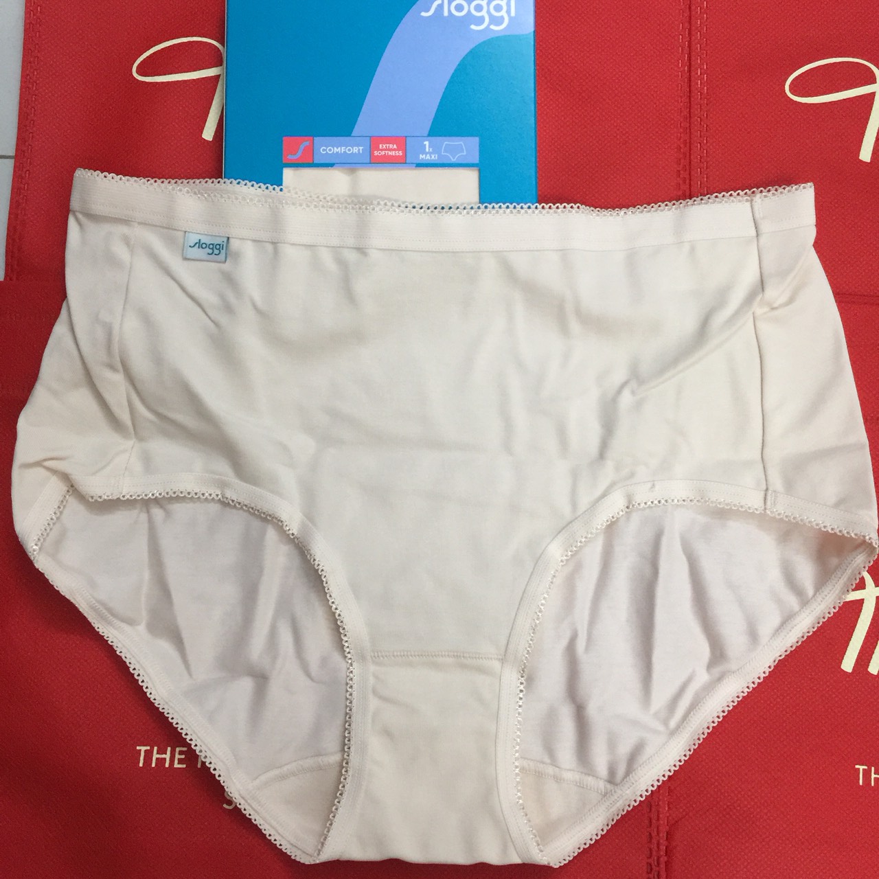 Quần lót Triumph - sloggi comfort Maxi ( Quần gen nhẹ)