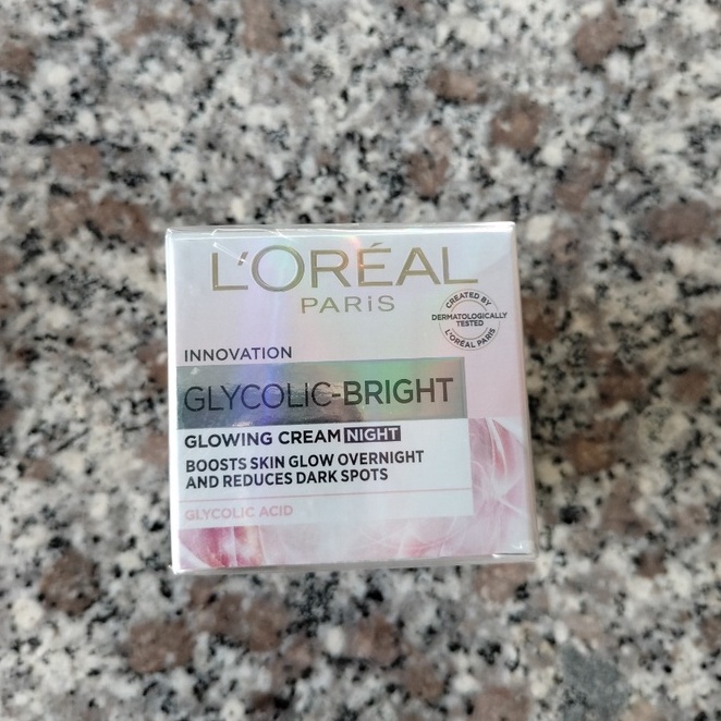 Kem dưỡng sáng da tức thì mờ thâm nám Loreal Paris Glycolic Bright Glowing Cream 15 ml