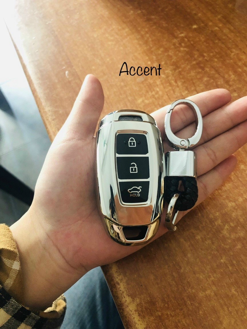 Ốp chìa khóa mạ crom Huyndai accent 2021 - loại 4 nút chất lượng , sang trọng