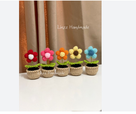 CHẬU HOA 5 CÁNH MINI BẰNG LEN