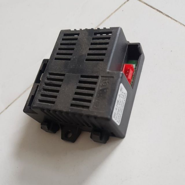 Board Hh-670K-2.4G Children's Car