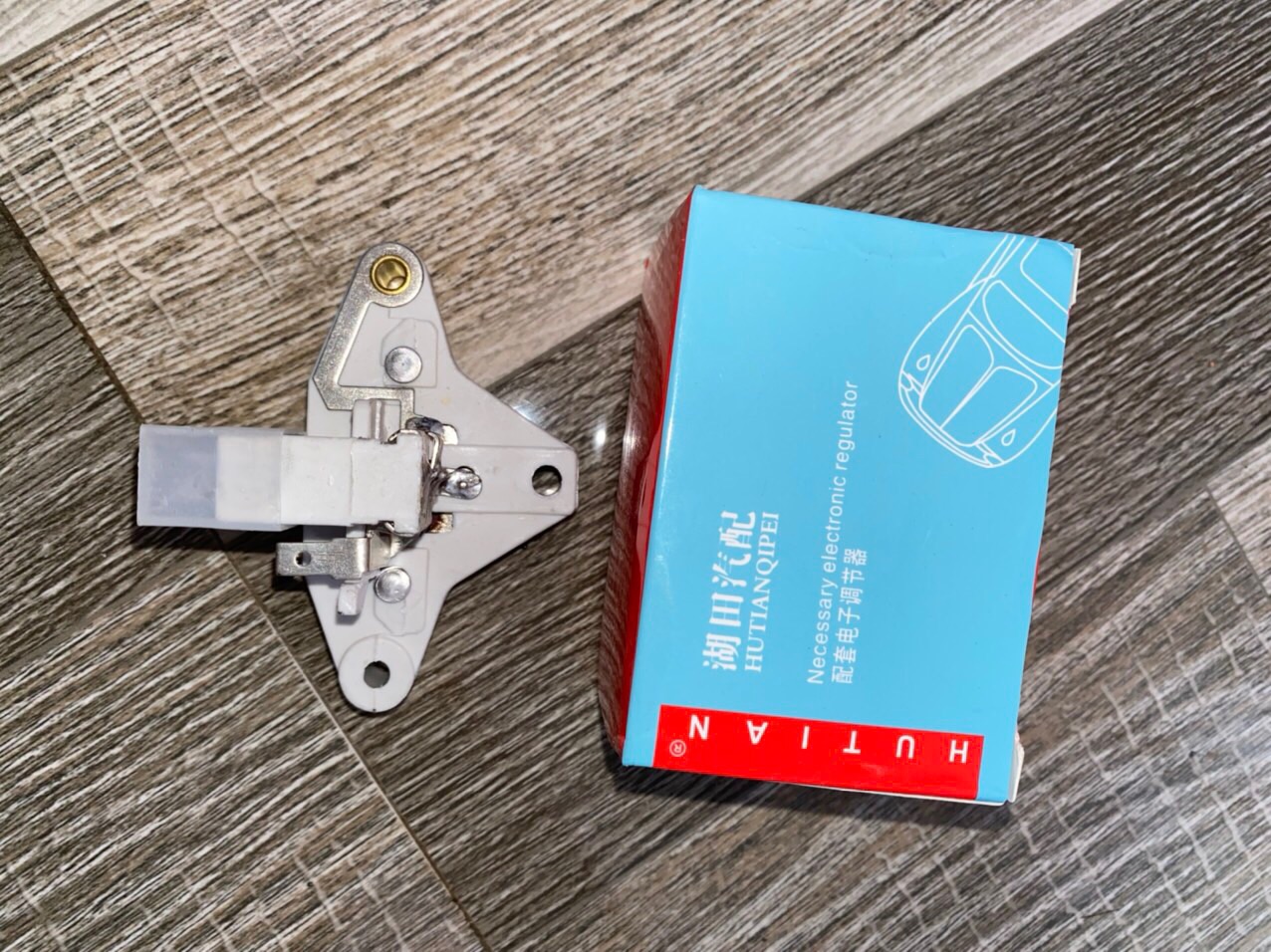Ic tiết chế FDT2508G/28v 2000w Hư-ti-ân