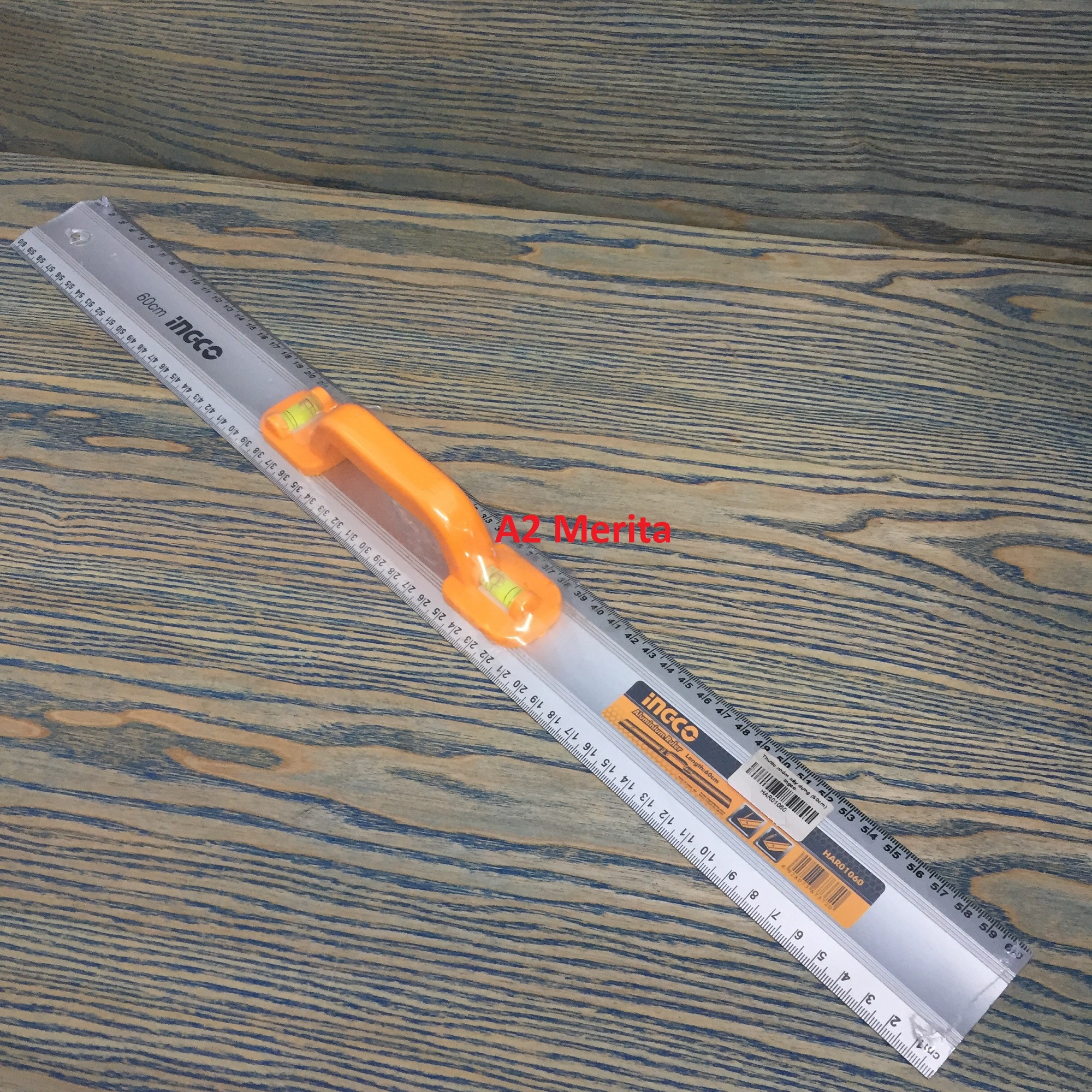 Thước nhôm xây dựng (60cm) Ingco HAR01060