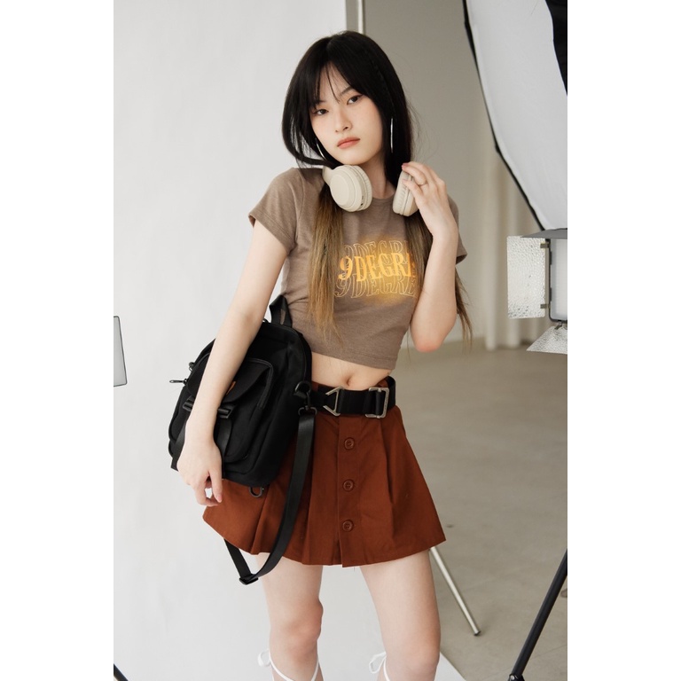 Jenny Skirt (Chân Váy Ngắn Phối Nút) // 19DEGREES