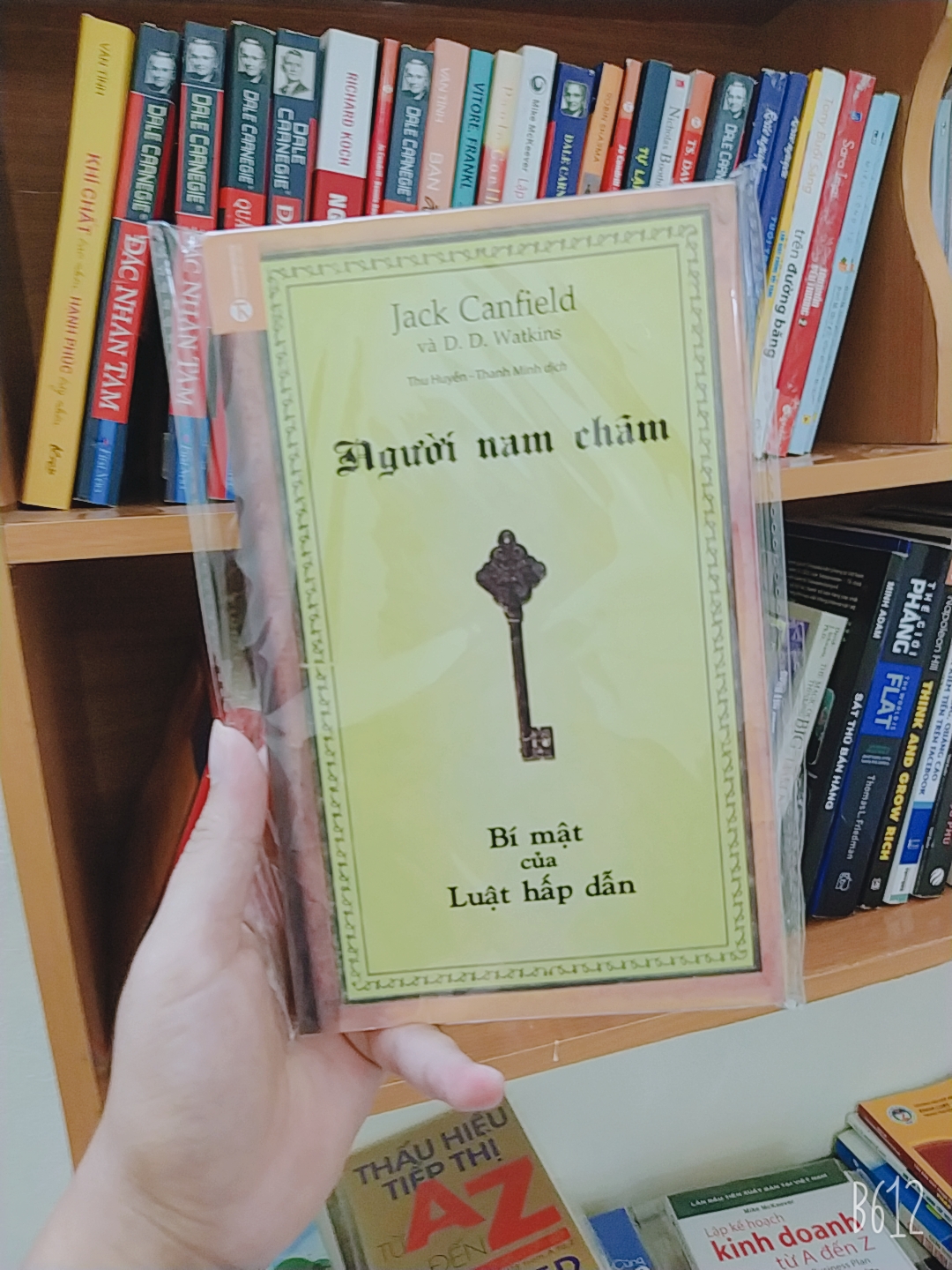 Sách  - Người Nam Châm (Tái Bản 2019) Tặng kèm bookmark