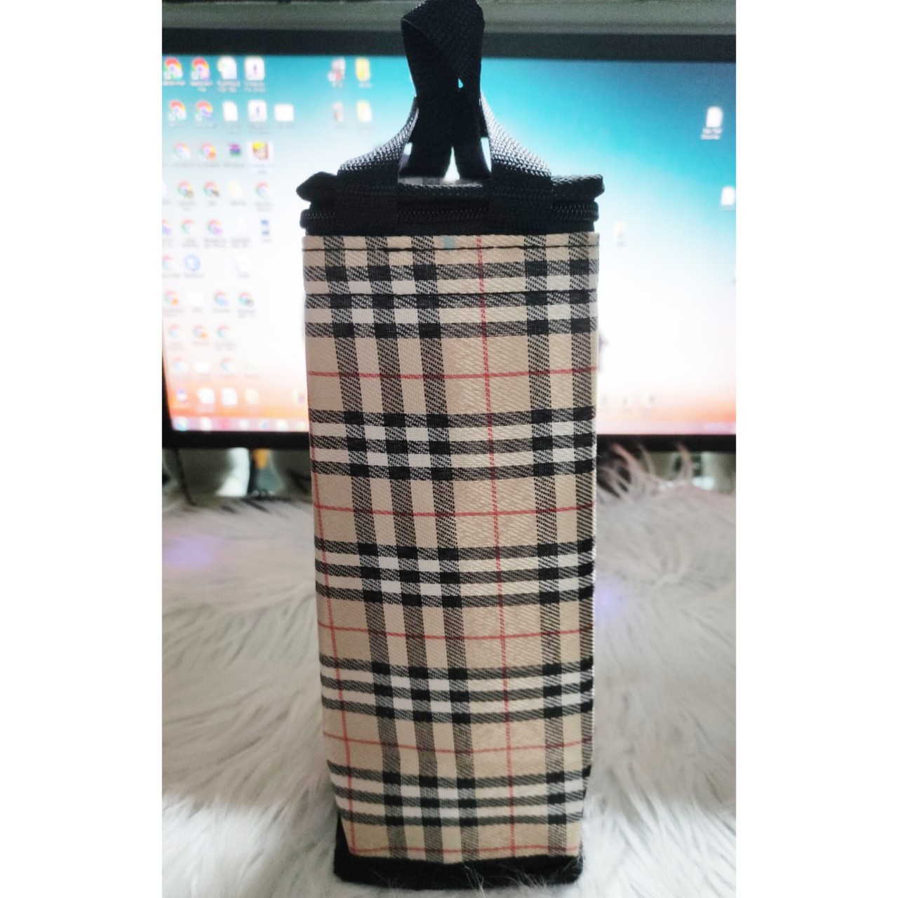 túi đựng bình nước dung tích 1500ml 28CM