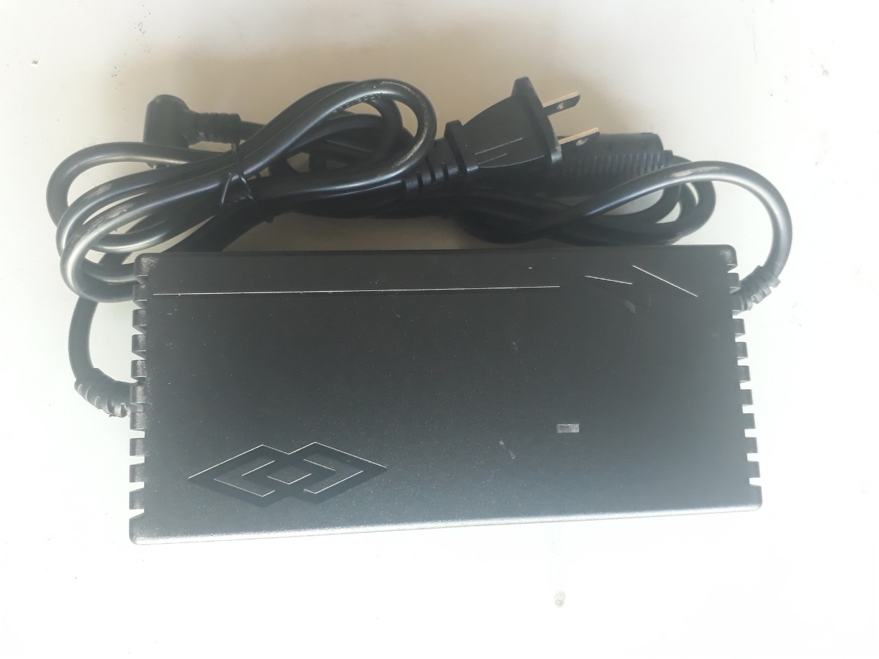 Bộ Sạc Pin Sắt LiFePO4 4S 14.6V 10A