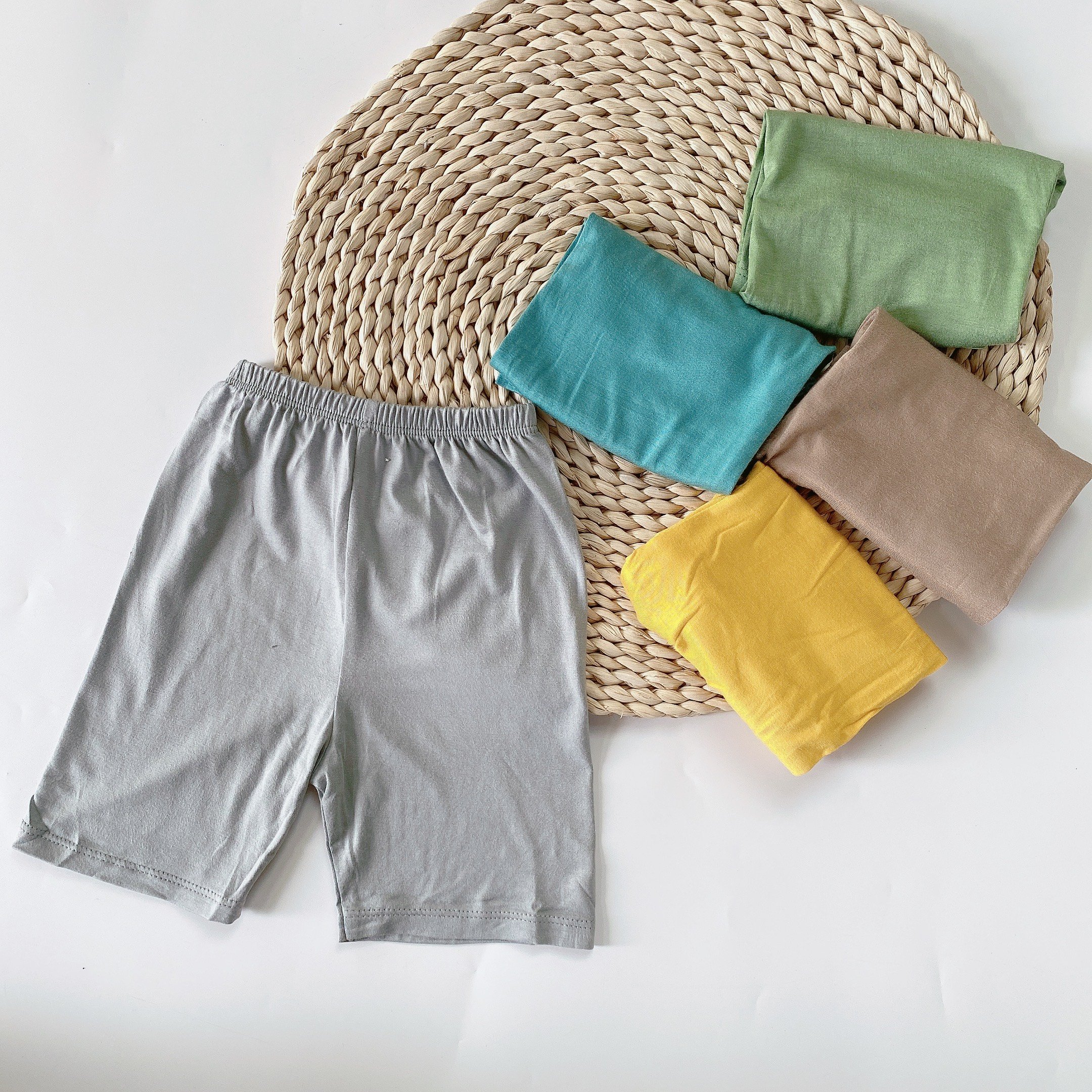 Set 5 Quần đùi trẻ em kiểu dáng basic cho bé từ 8-18kg