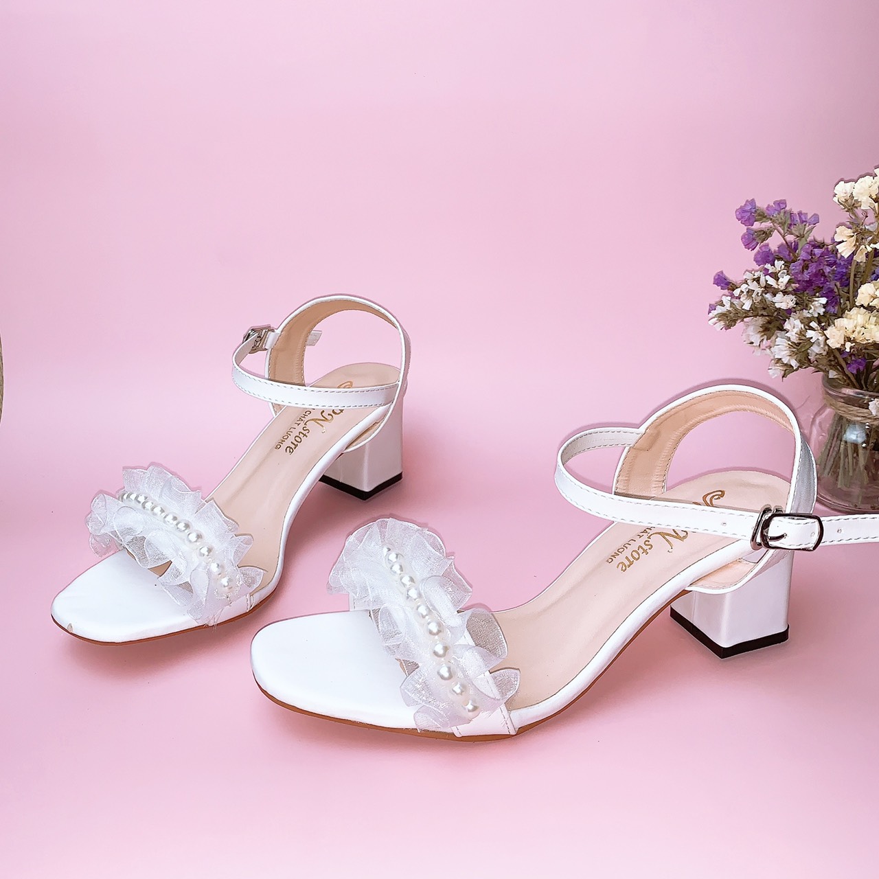 Giày sandal giày cao gót nữ 5p quai bản ngang kết ren phối hạt châu SD08