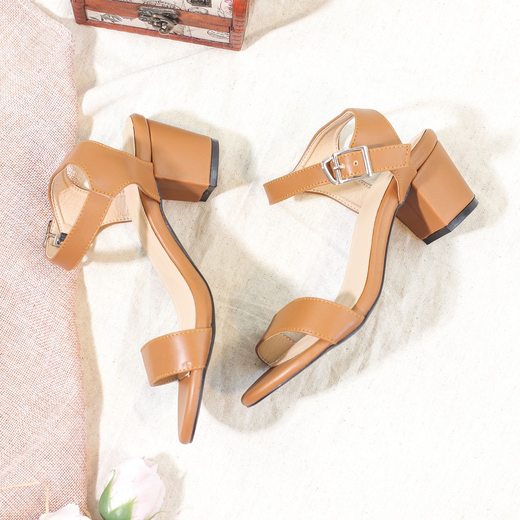 Giày Sandal Cao Gót 5cm Quai Ngang 3720