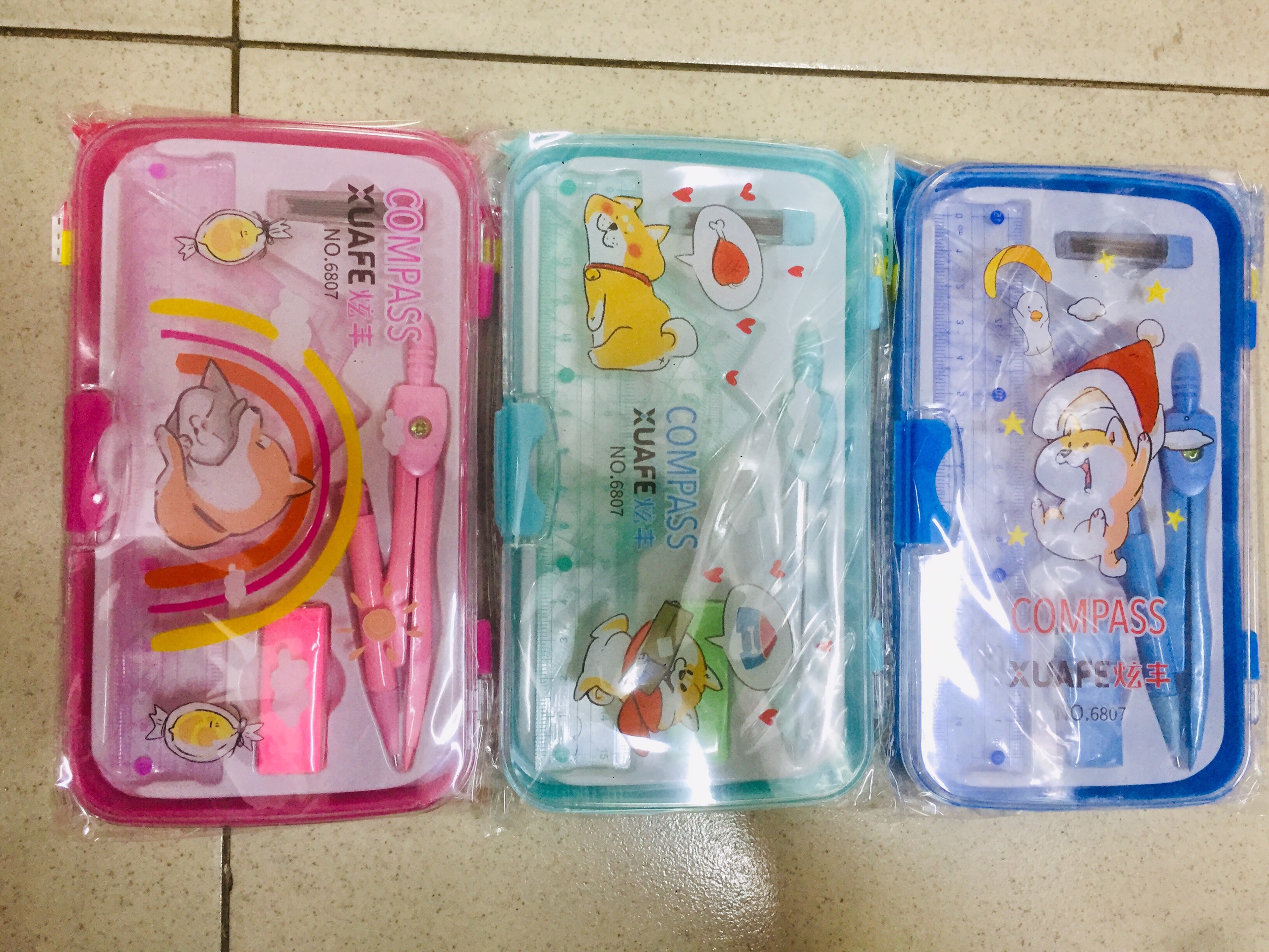 Bộ compa chì bấm, thước 6807