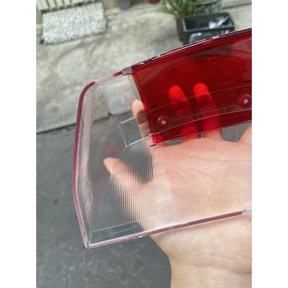 CHỤP ĐÈN HẬU XE MAX 3
