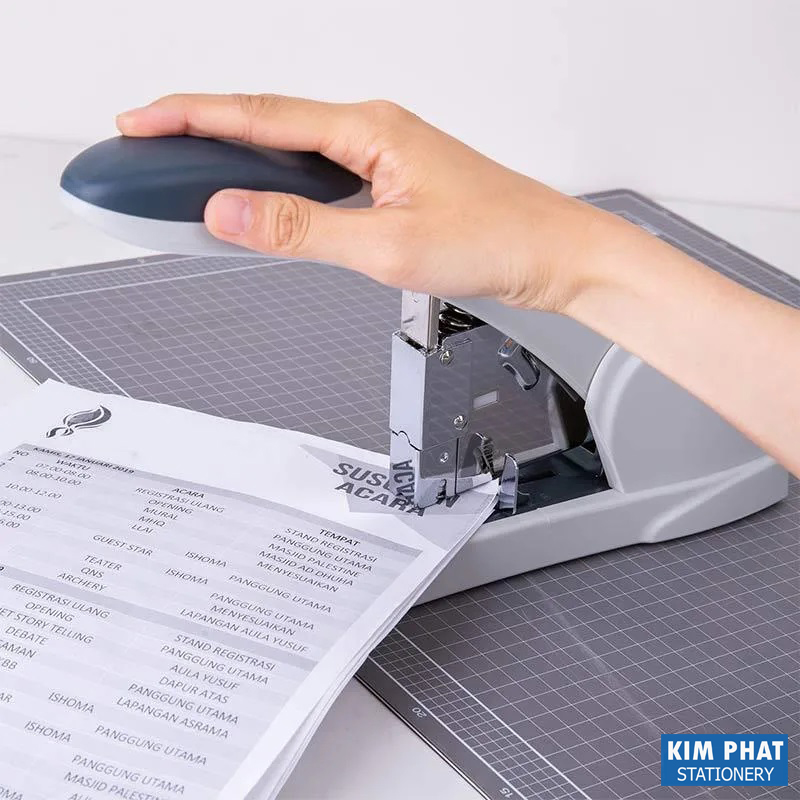 Dập ghim đại dập tối đa 240 tờ Deli