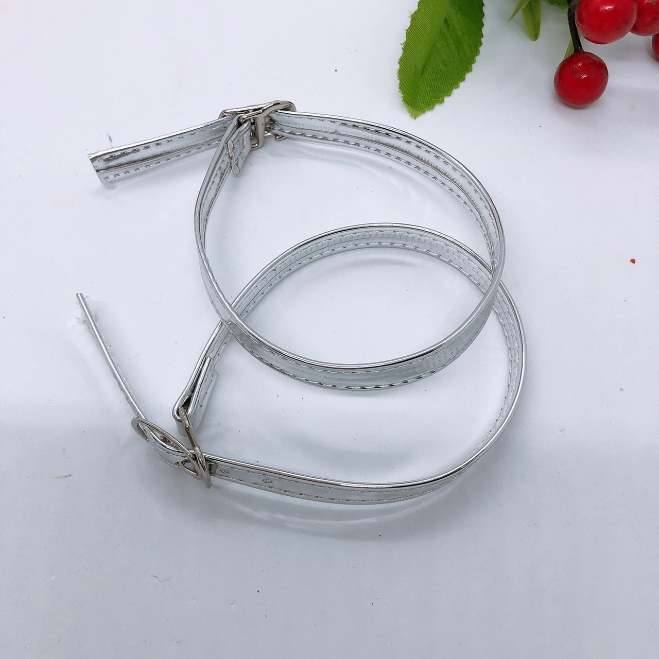 phụ kiện dây giày da bóng thời trang