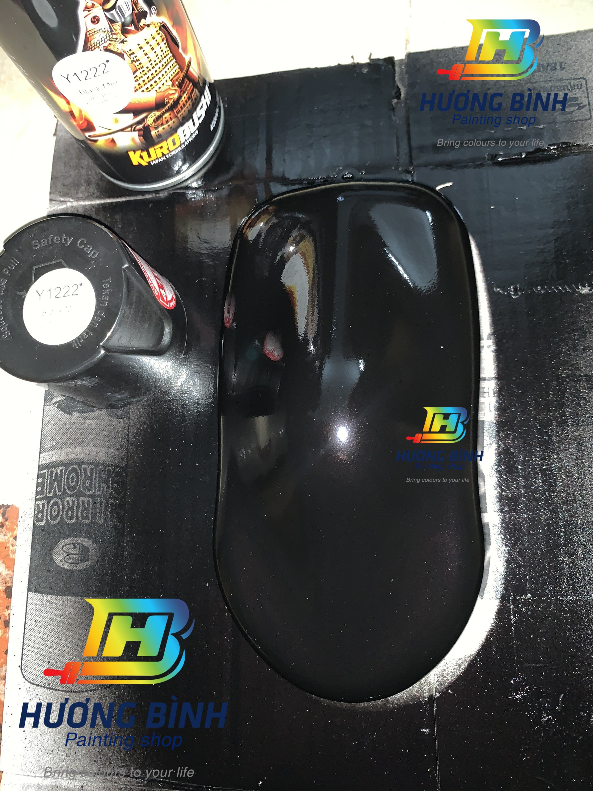 Sơn xịt Samurai màu Đen Mio - Y1222 (400ml) (có khả năng kháng xăng A92, A95)