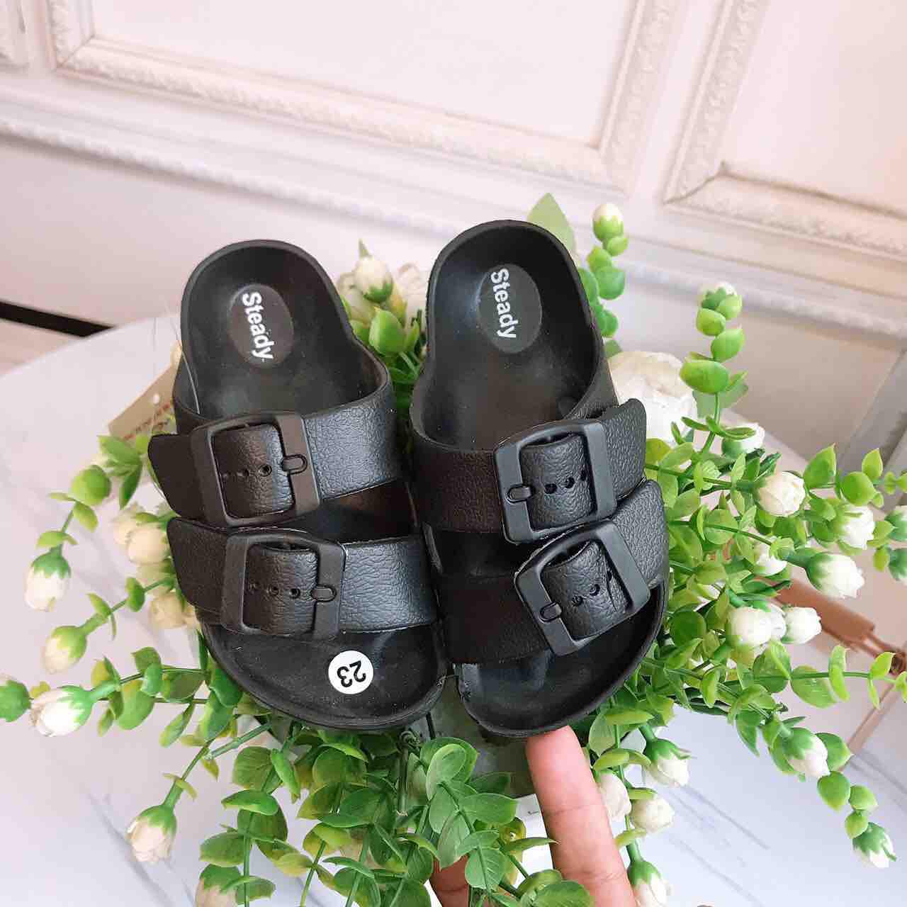 Dép hai quai ngang trẻ em