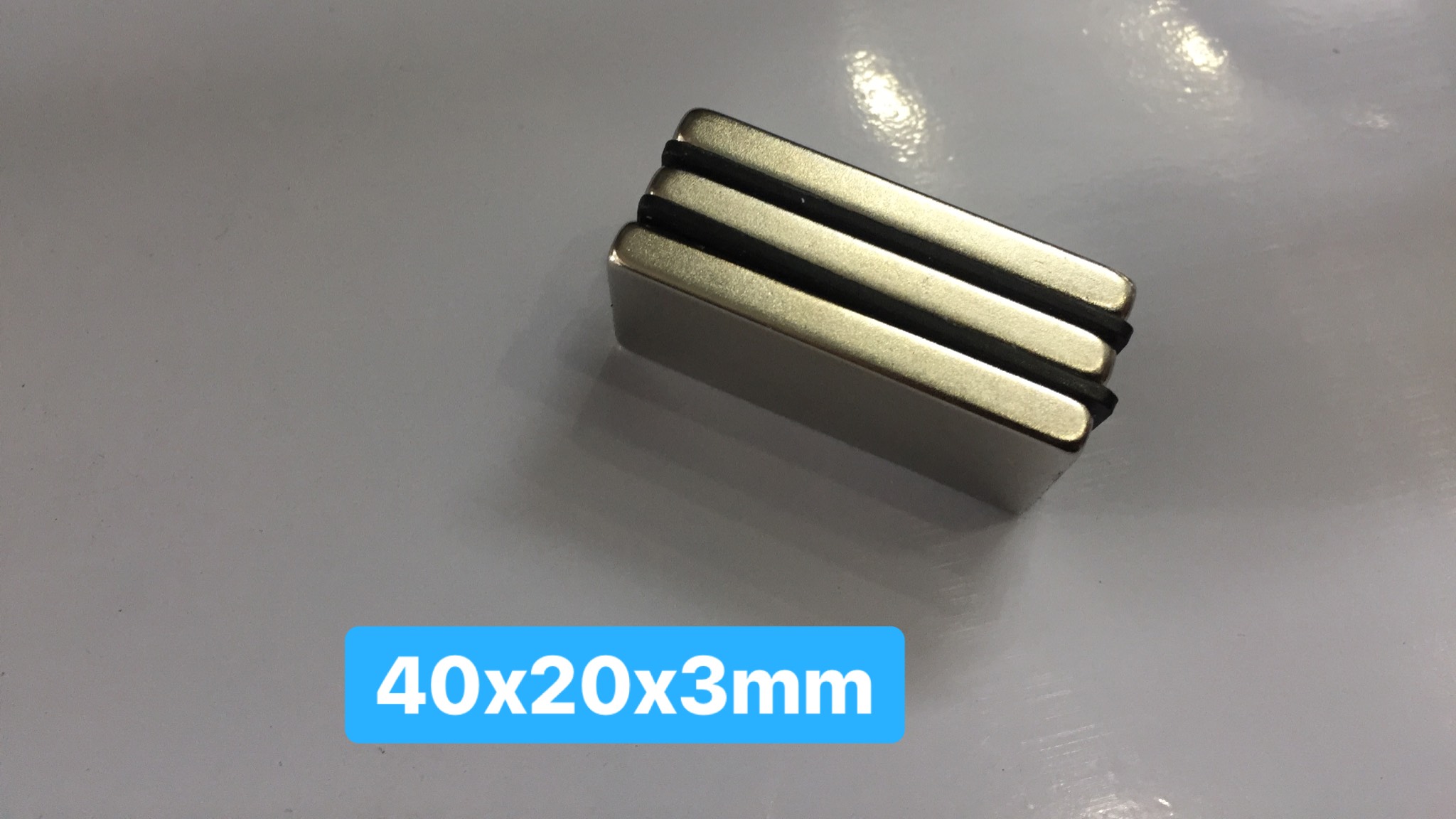 Bộ 10 viên Nam châm đất hiếm 40x20x3mm