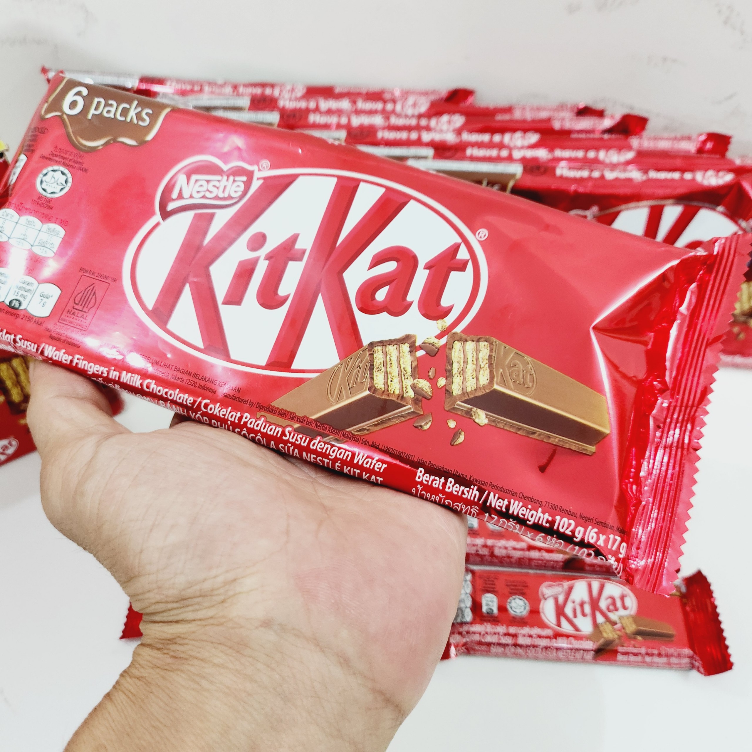 KITKAT Socola hộp 48 thanh x 17g date 05.2025