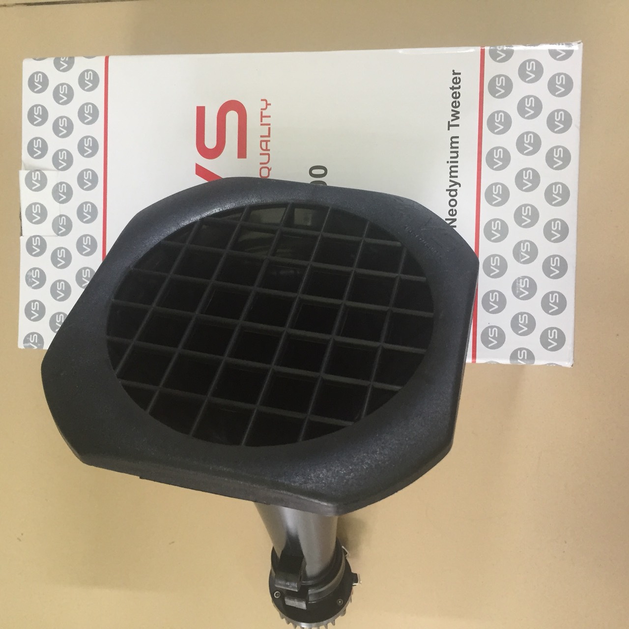 LOA DẪN NHÀ YẾN HP 6000 VS