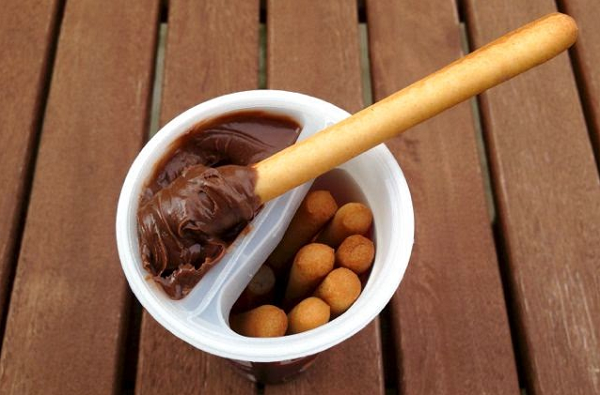 [Lốc 10 ly] Bánh que chấm socola Choco Galletin Thái Lan 150g