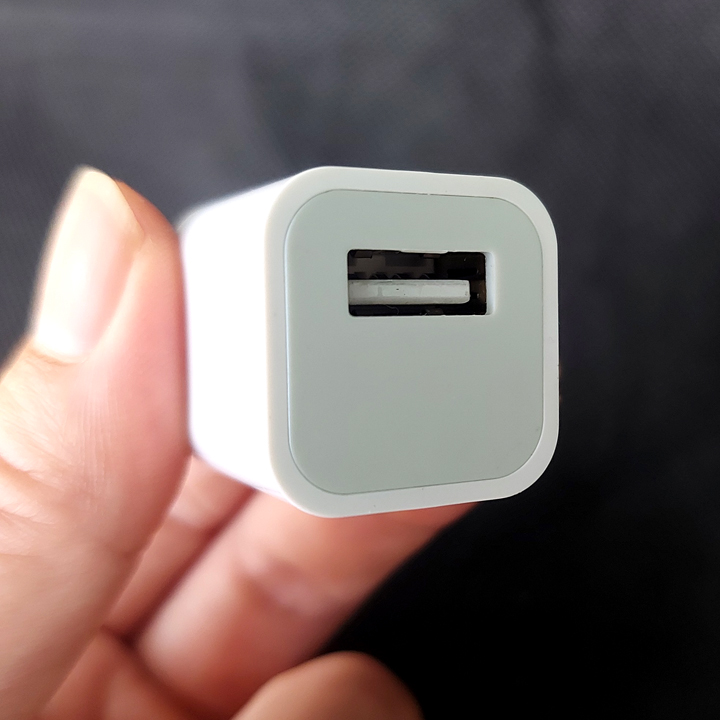Củ sạc cổng usb 1a / 2.1a model ar-2100