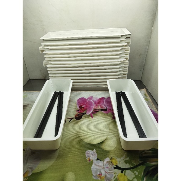 hộp nhựa đóng bàn máy may