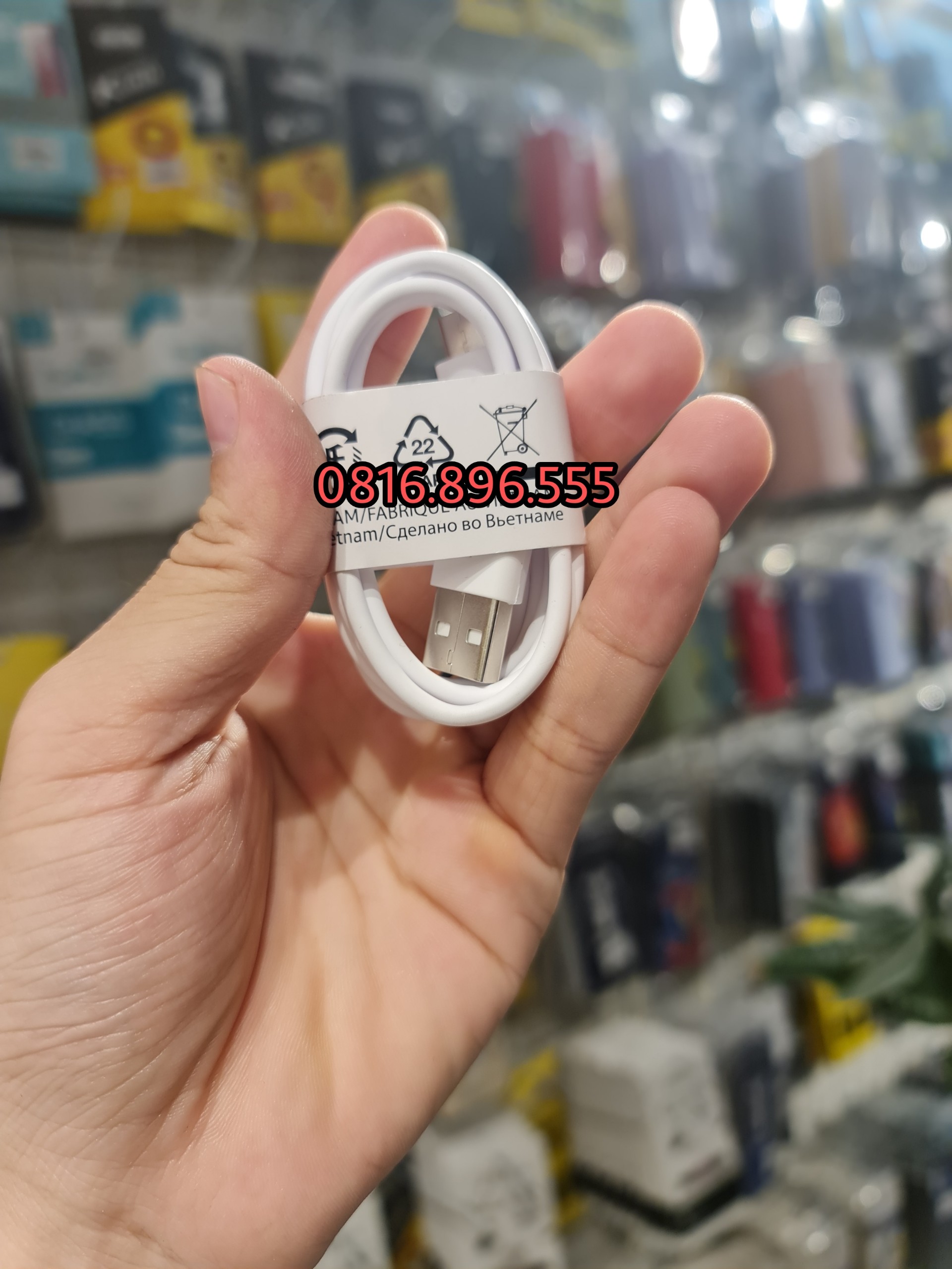 Sạc, Cáp , Tai nghe Vsmart Chính Hãng