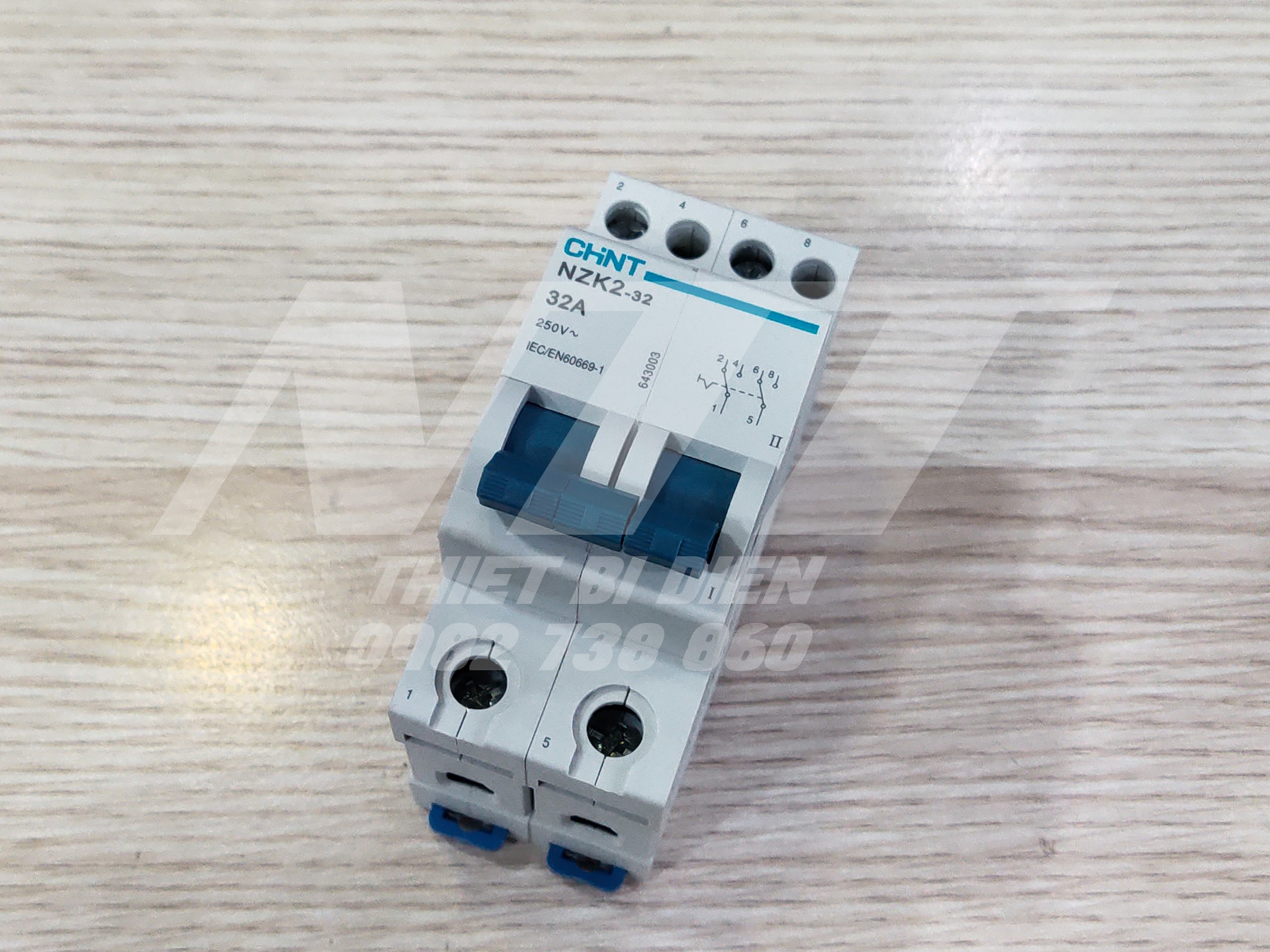 CB chuyển nguồn NZK2-32/2 2P 32A Chint