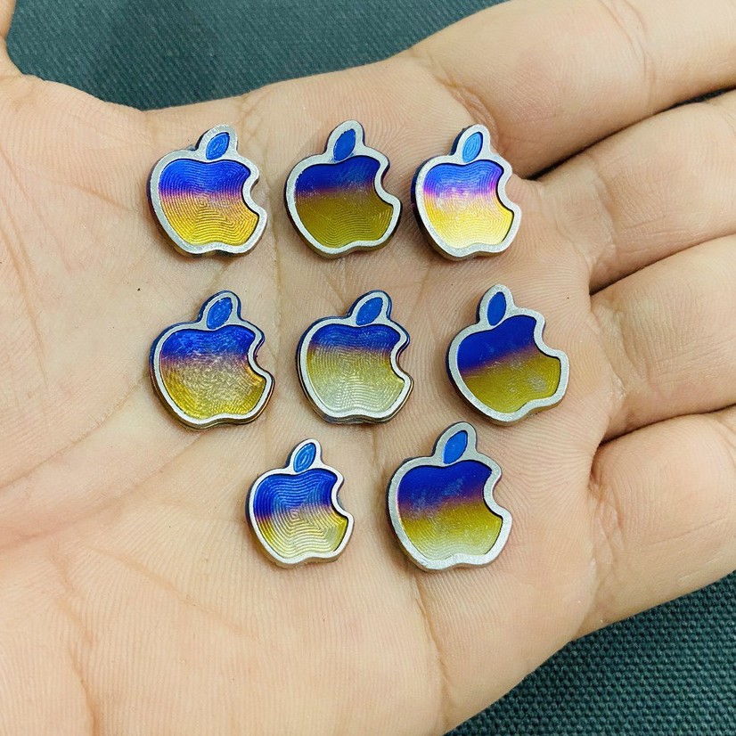 [Giá Sĩ] Logo Quả Táo Cắn Dở Titan Kích Thước Mini ( Apple )