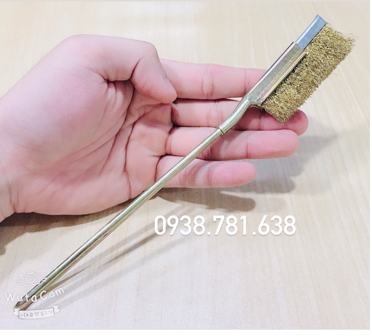 Bàn Chải Cán Sắt Đầu Thẳng Sợi Đồng