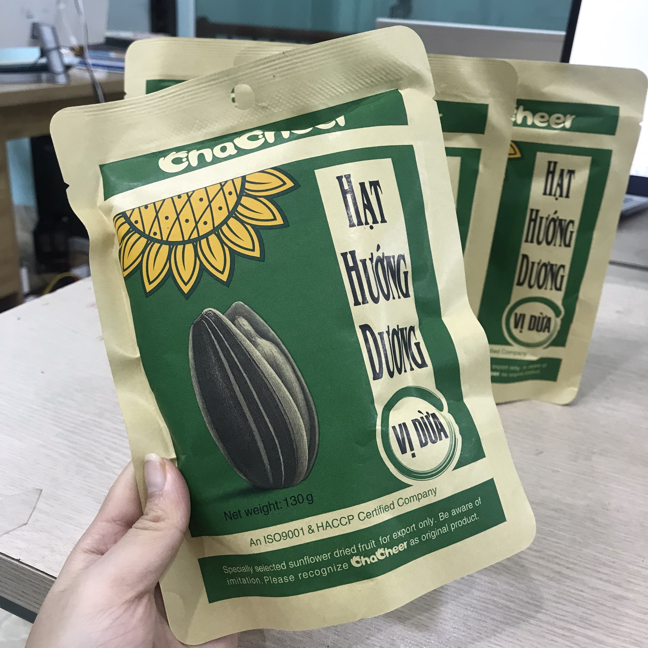 Hạt Hướng dương Chacheer vị dừa loại 130g