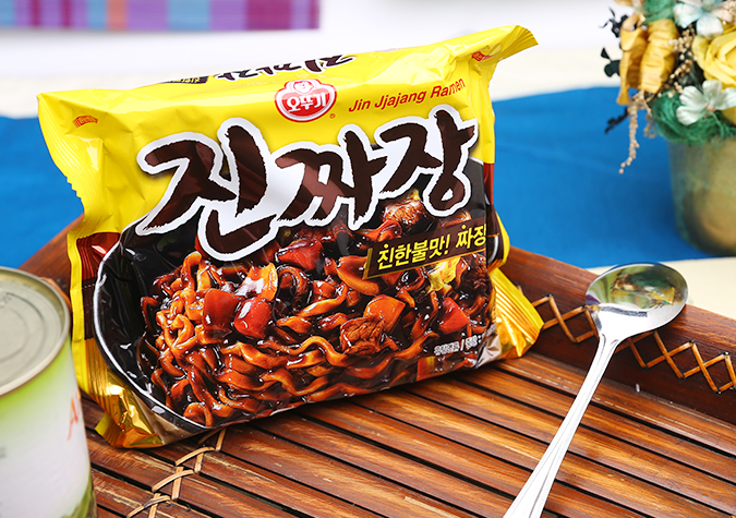 Mì Ottogi Xốt Tương Đen Bắc Kinh 135gr