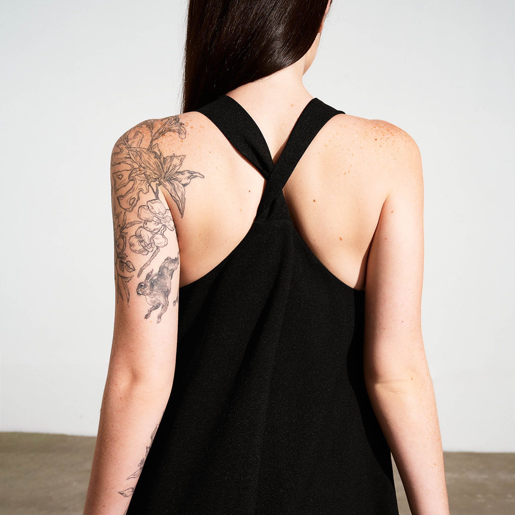 DOTTIE - Đầm maxi xoắn lưng - D0547