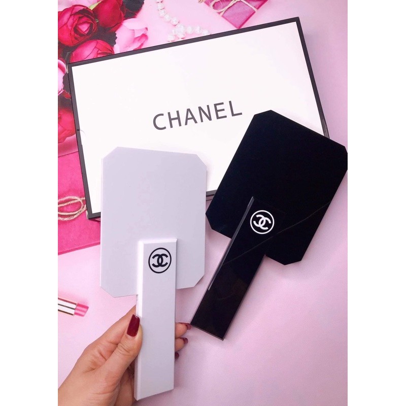 Gương cầm tay công chúa siêu xinh