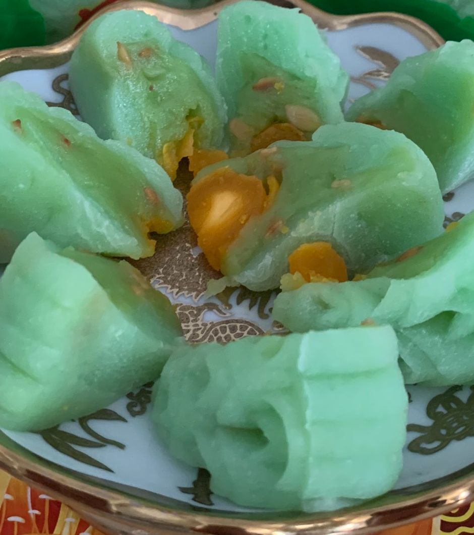 Bánh trung thu DẺO LÁ DỨA (200gram 1 TRỨNG) Tân Dân Lợi