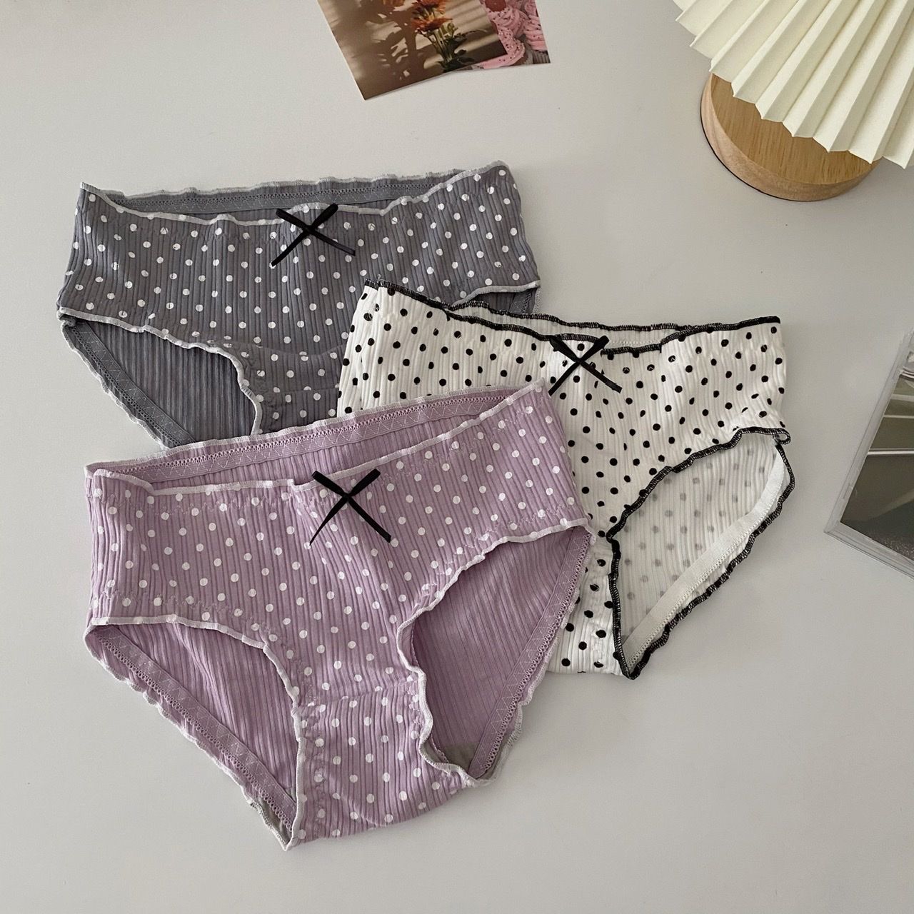 Quần lót nữ cotton chấm bi phối nơ ^^