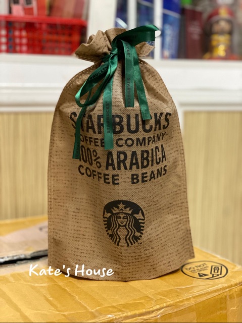 Túi giấy và túi rút starbucks