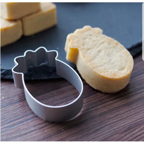 Cutter cookie làm bánh dứa