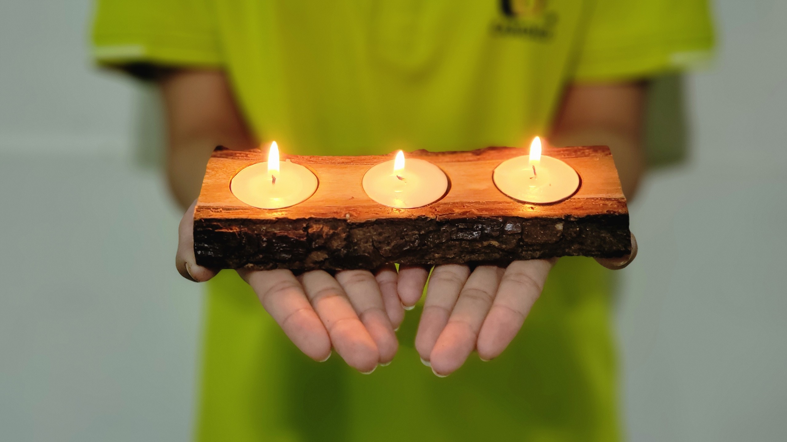 Nến Tealight Cháy 4h - Không mùi - Không Khói