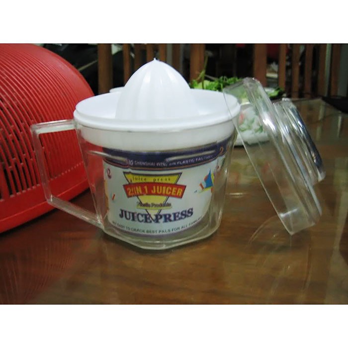 Dụng cụ vắt cam kèm ca đong 350ml