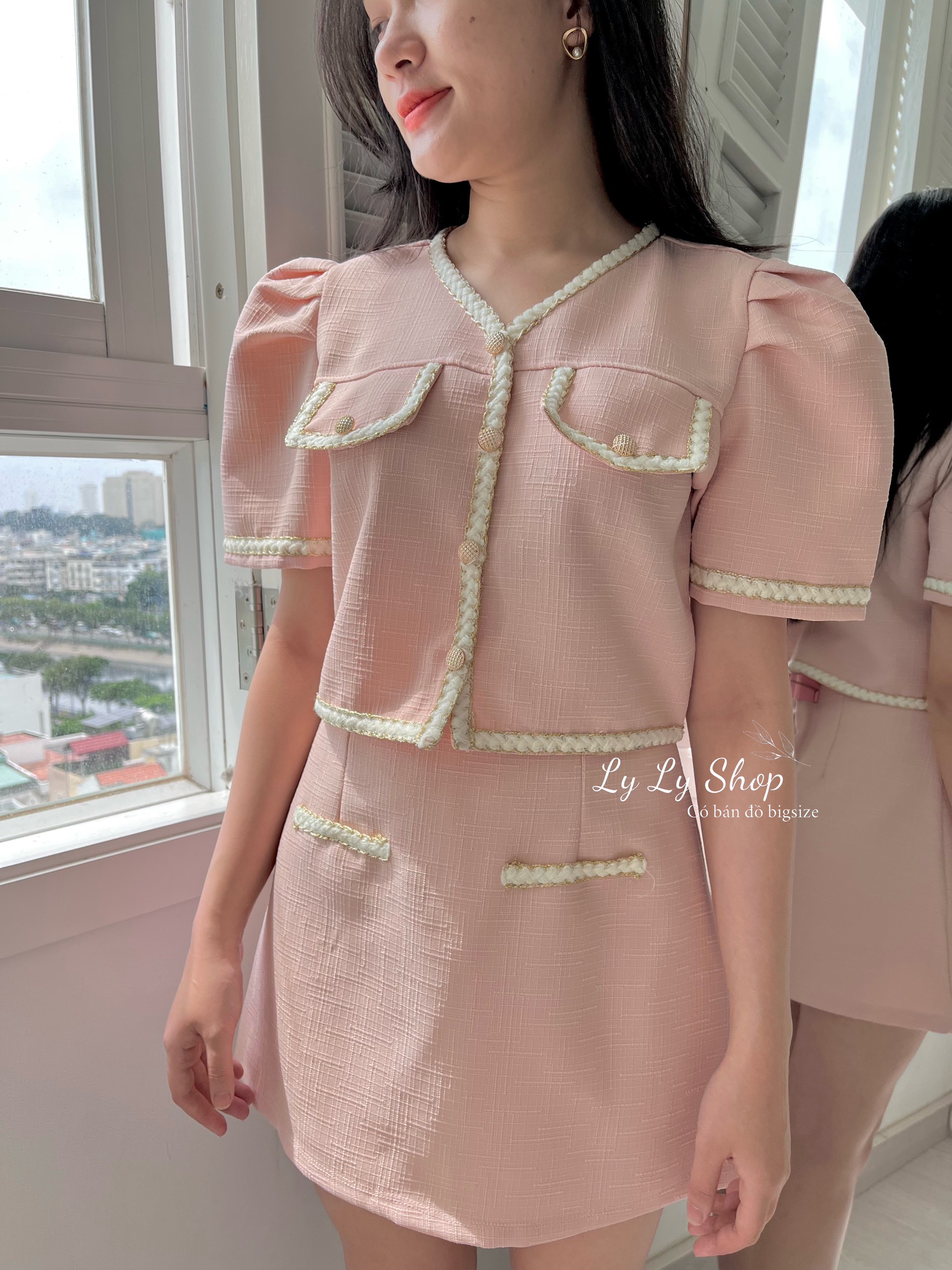 SET (có bigsize) ÁO ĐEN VIỀN TRẮNG + CHÂN VÁY H21