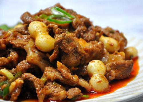 SỐT BBQ ƯỚP THỊT HEO CHUNGWOO 2.05KG